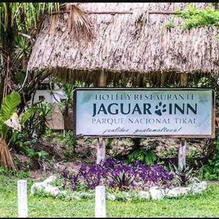 Hotel Jaguar Inn Тикаль Экстерьер фото