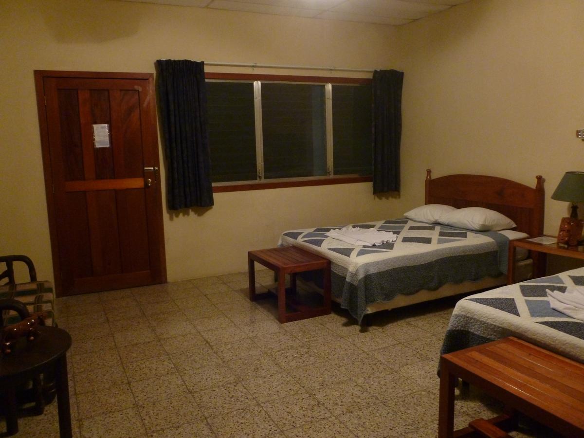 Hotel Jaguar Inn Тикаль Номер фото